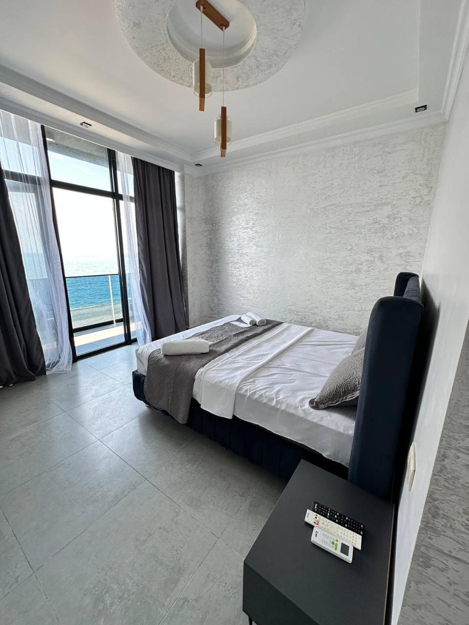 Hotel Black Sea Kobuleti Kültér fotó